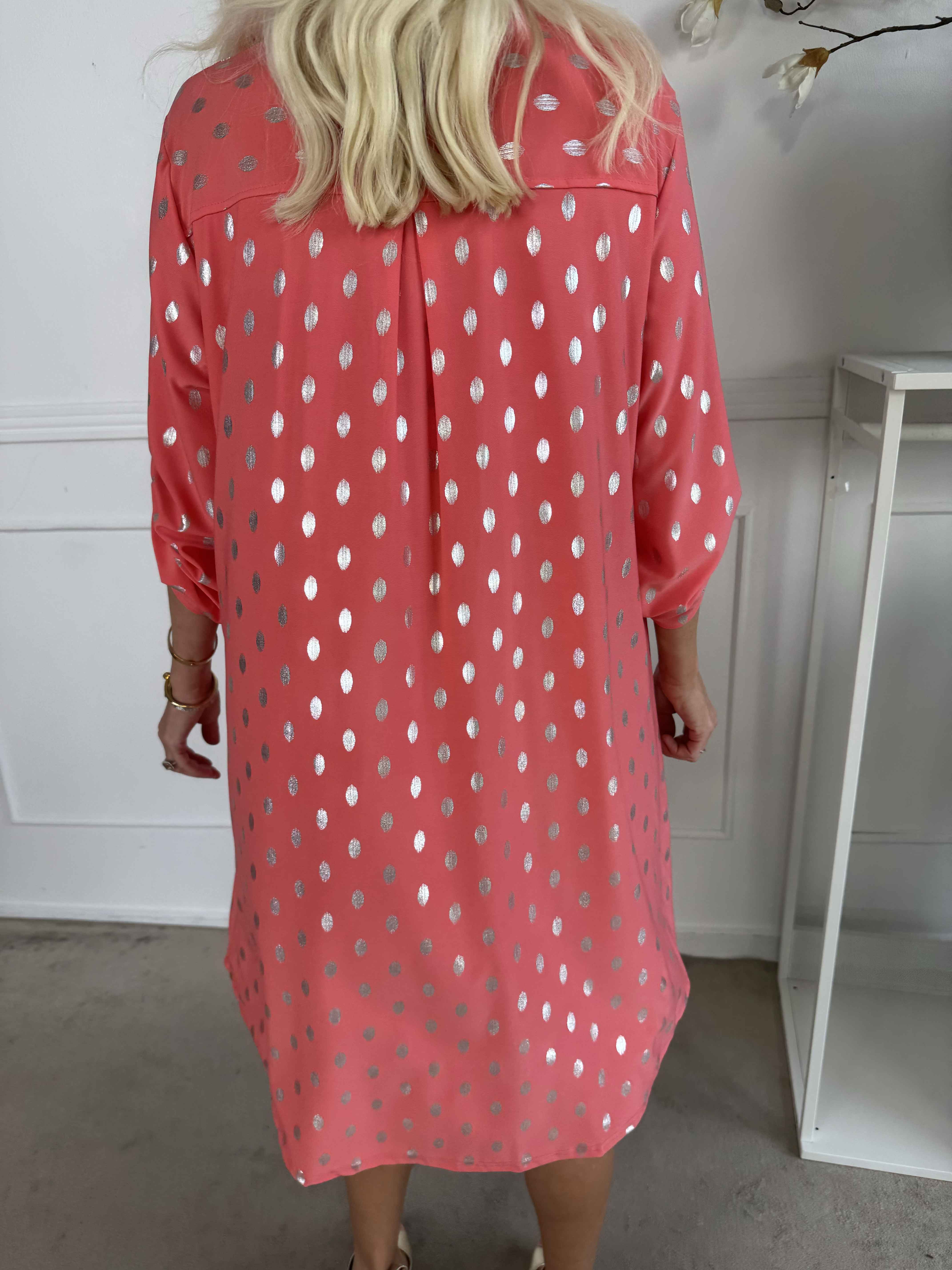 Ebba Silver Long - Elastisk kjole med sølv prikker